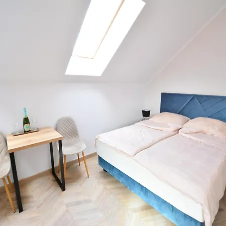 Comfortable Close To The Apartment *